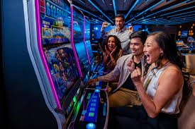 Live Dream Catcher wheel on sgp sydney with presenter and betting interface displayed